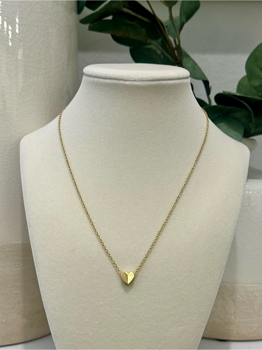 Dainty Gold Tone Heart Pendant Necklace